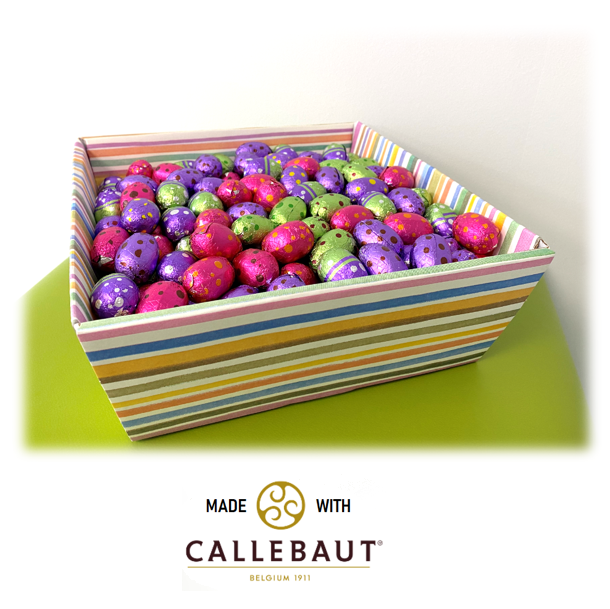 Panier de Pâques avec des oeufs en chocolat 3kg
